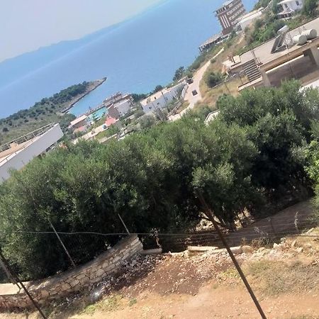 Holidays In Saranda Extérieur photo