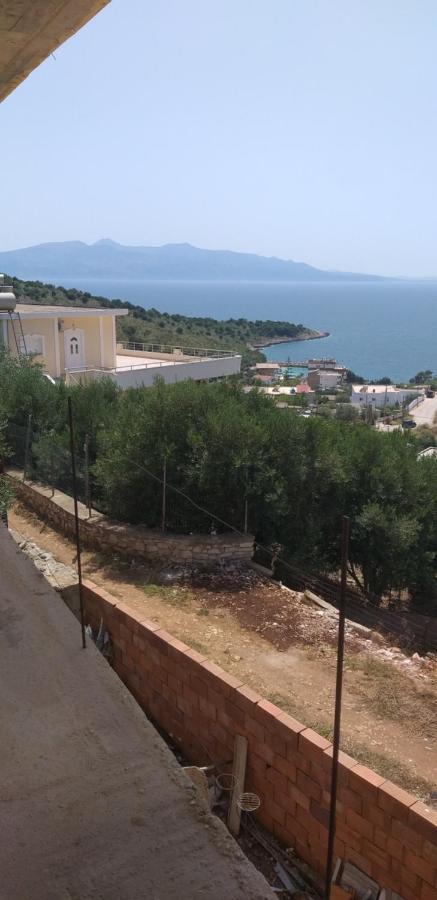 Holidays In Saranda Extérieur photo