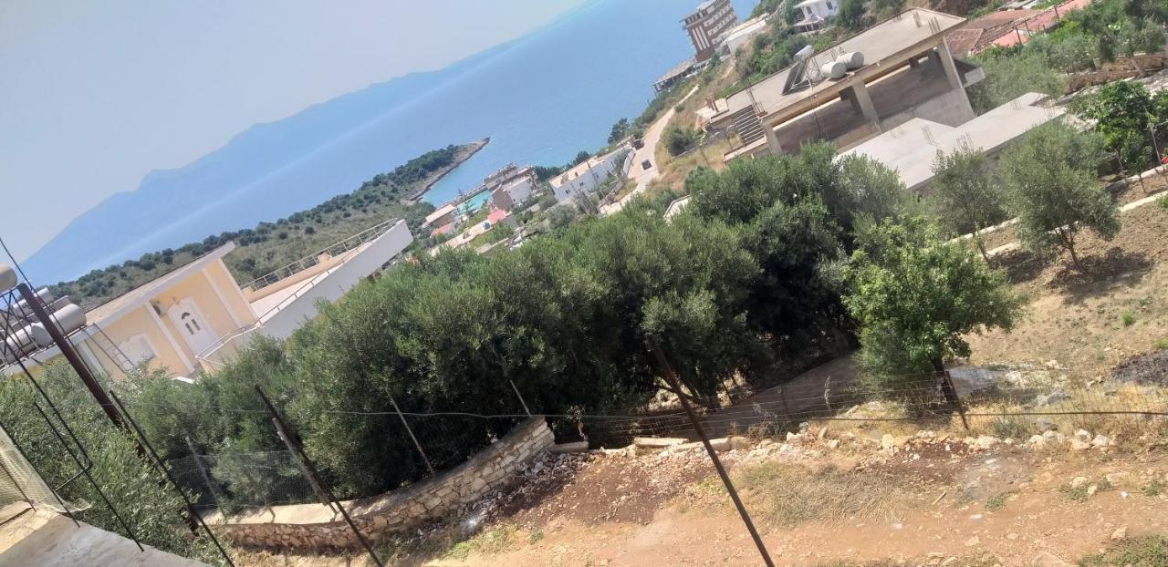 Holidays In Saranda Extérieur photo